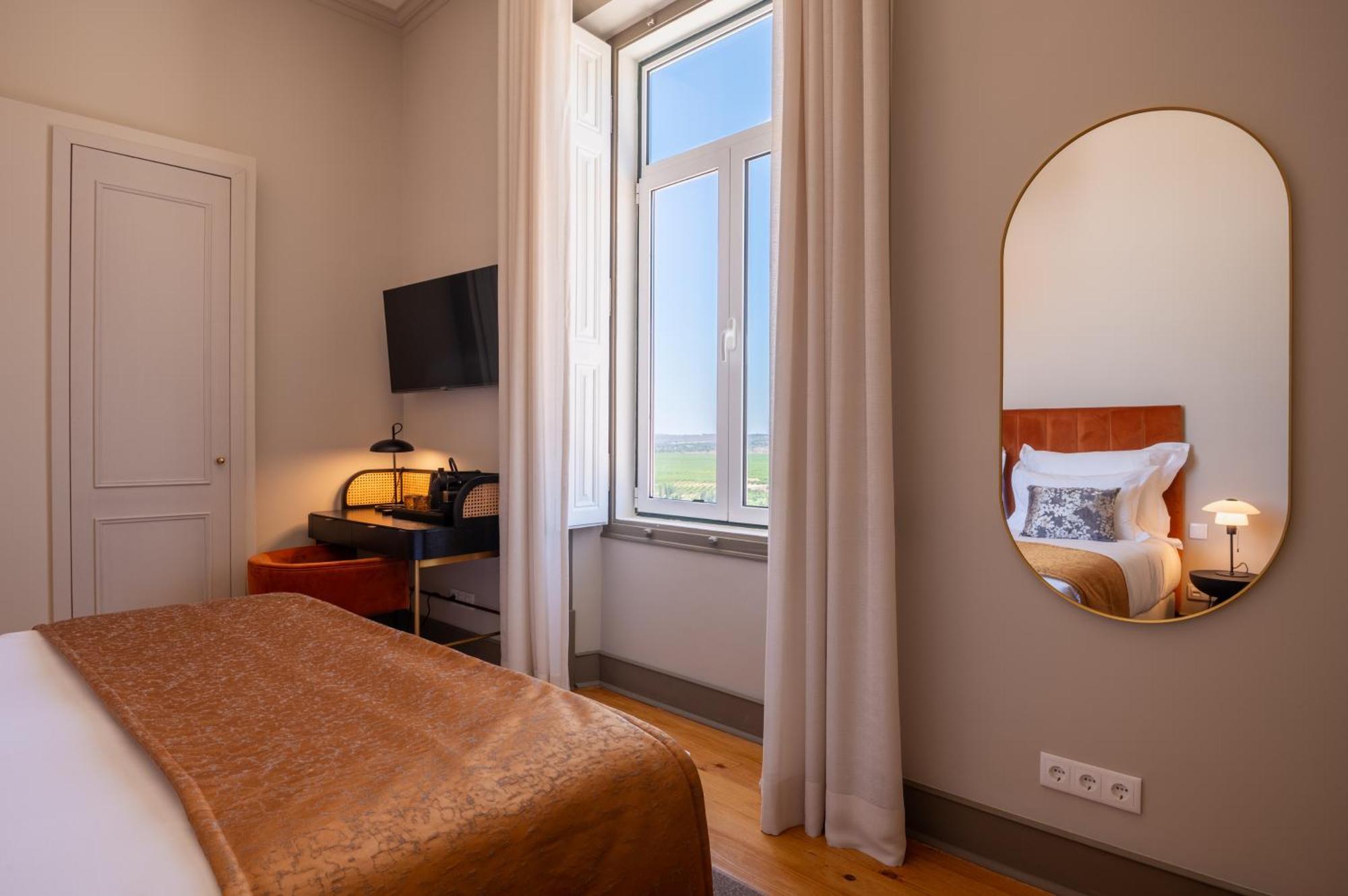 Lilases Boutique House & Garden Hotel Mora